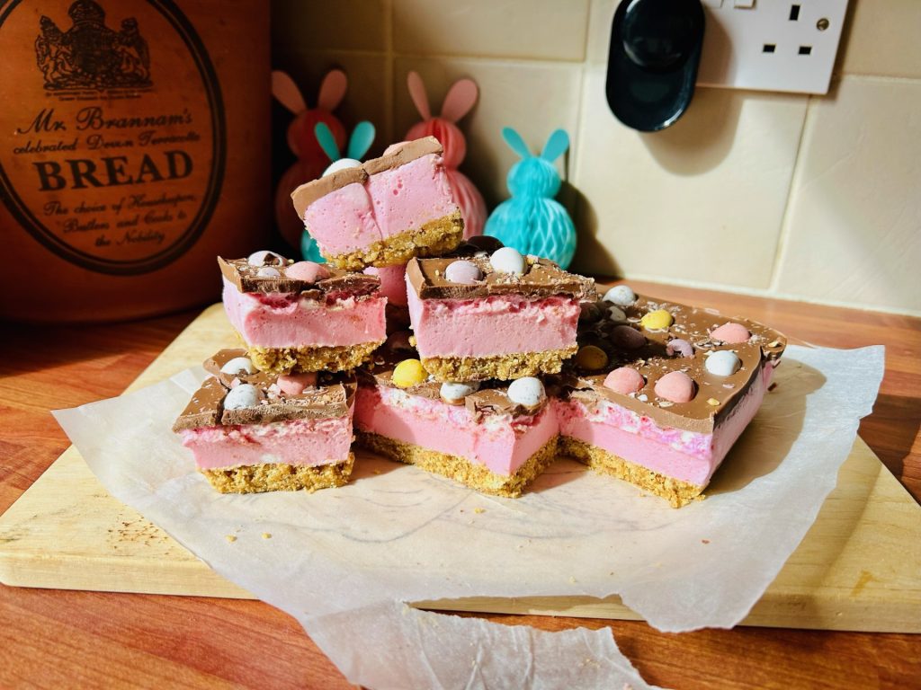 Biscuit, Marshmallow and Chocolate Mini Eggs Bars